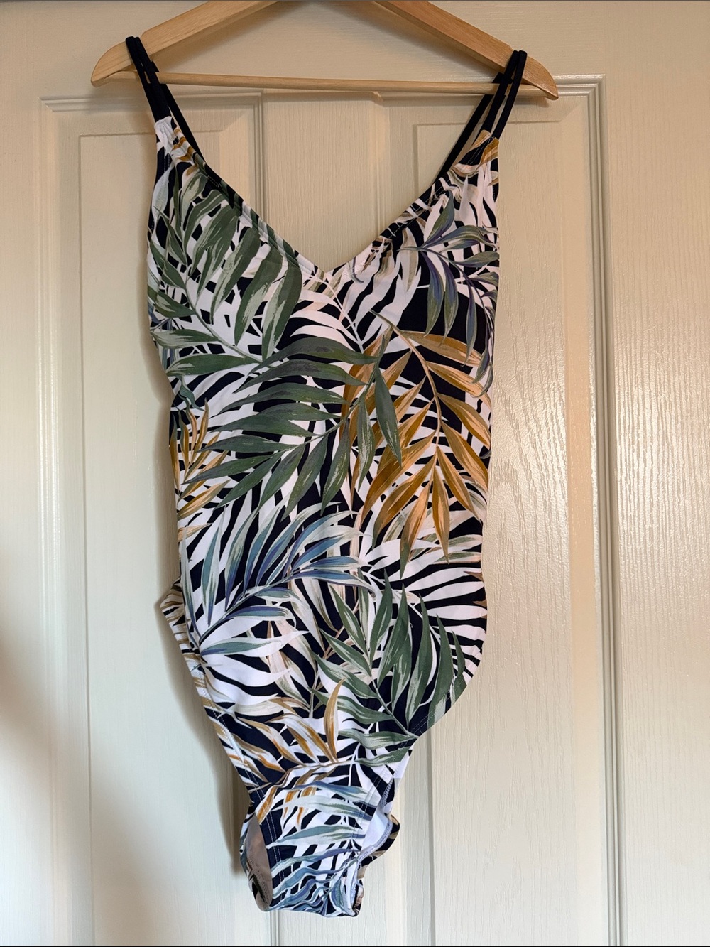 Women’s Hurley One Piece Swimsuit Size XXL
